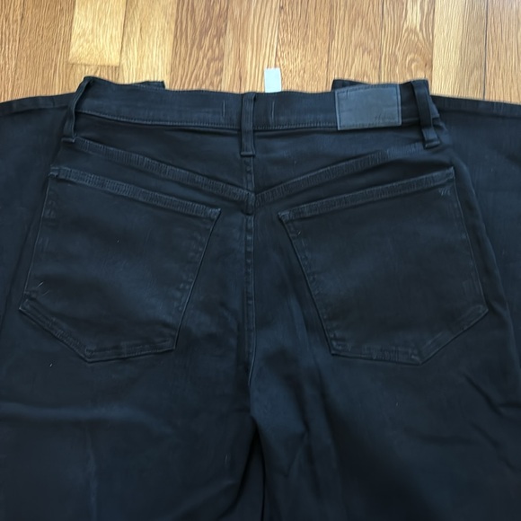 The Perfect Vintage Wide-Leg Jean - Picture 5 of 7